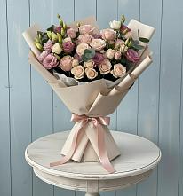 Букет цветов из:  Розы и Лизиантусы в Середниково
