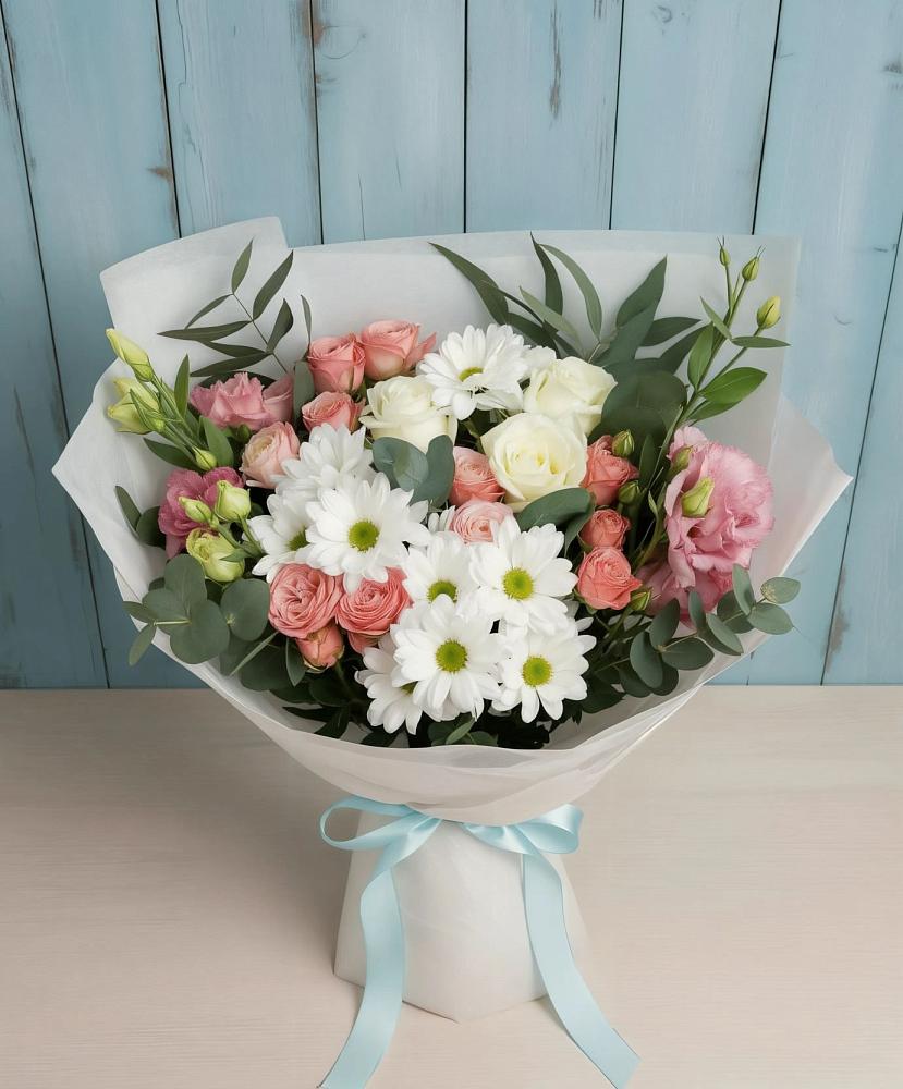 Букет цветов из: Розы, Лизиантусы и Хризантемы в Середниково