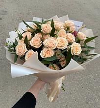 Букет Кремовые розы Латте в Середниково