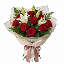 Букет цветов из:  Лилии и Розы в Середниково