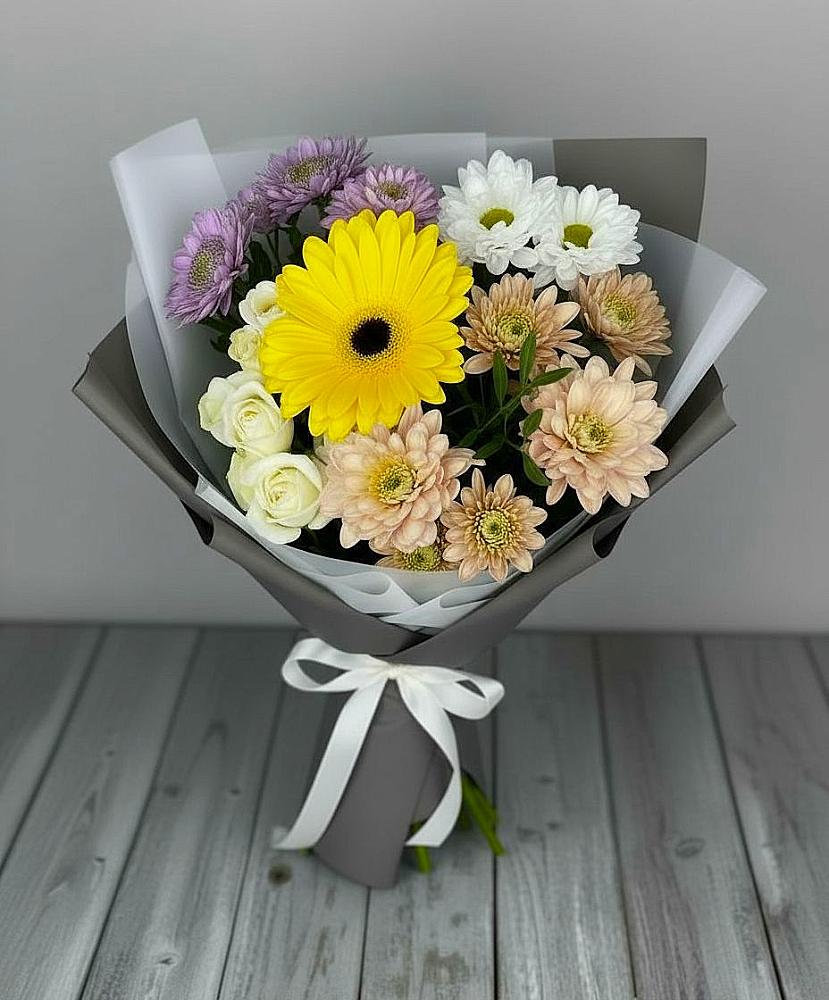Букет цветов из: Розы, Герберы и Хризантемы в Середниково