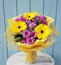 Букет цветов из:  Хризантемы и Герберы #REPLACE_PRED# Середниково