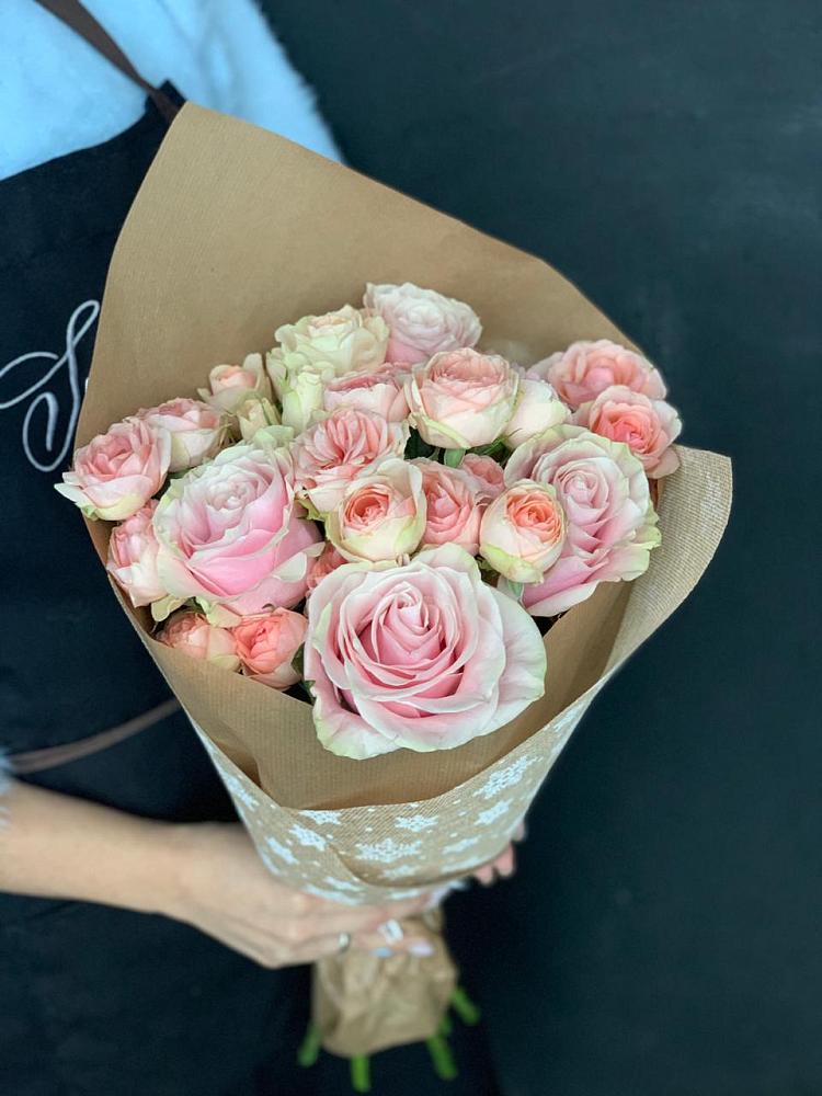 Букет цветов из: Хризантемы и Розы в Середниково