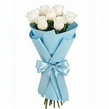 Букет 7 белых роз Проуд в Середниково