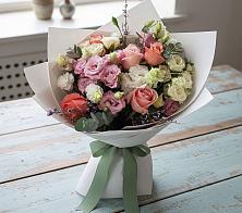 Букет цветов из:  Розы, Лизиантусы и Гвоздики #REPLACE_PRED# Середниково