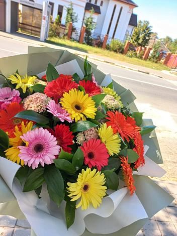 Букет цветов из: Герберы в Середниково