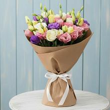 Букет цветов из:  Лизиантусы в Середниково